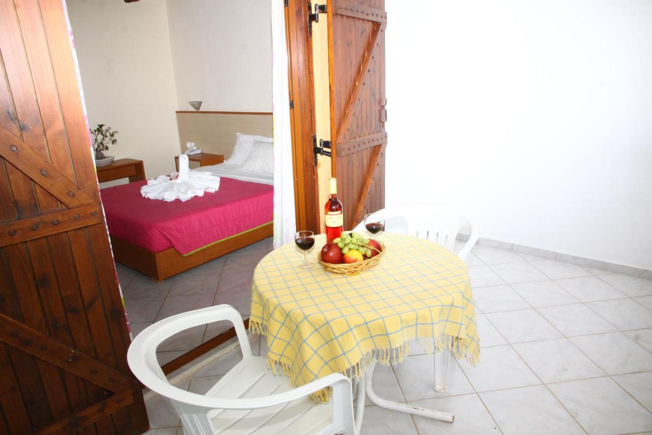 Bella Vista Hotel "By Checkin" Χερσόνησος Εξωτερικό φωτογραφία