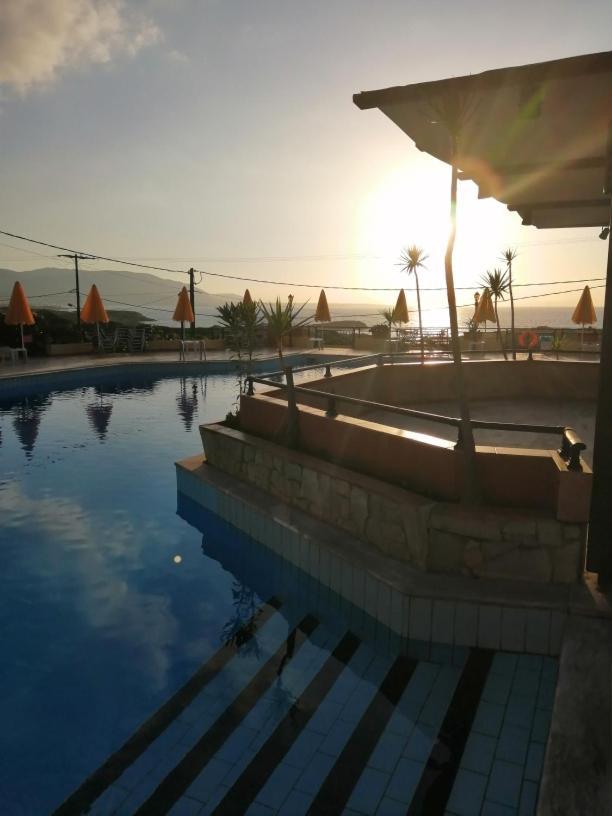Bella Vista Hotel "By Checkin" Χερσόνησος Εξωτερικό φωτογραφία