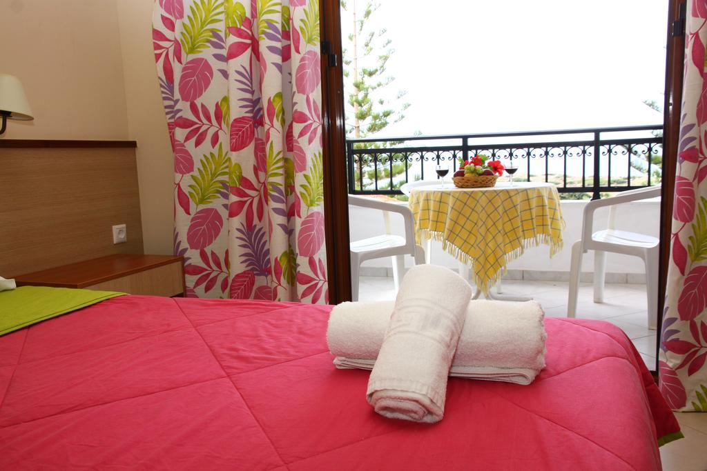 Bella Vista Hotel "By Checkin" Χερσόνησος Εξωτερικό φωτογραφία